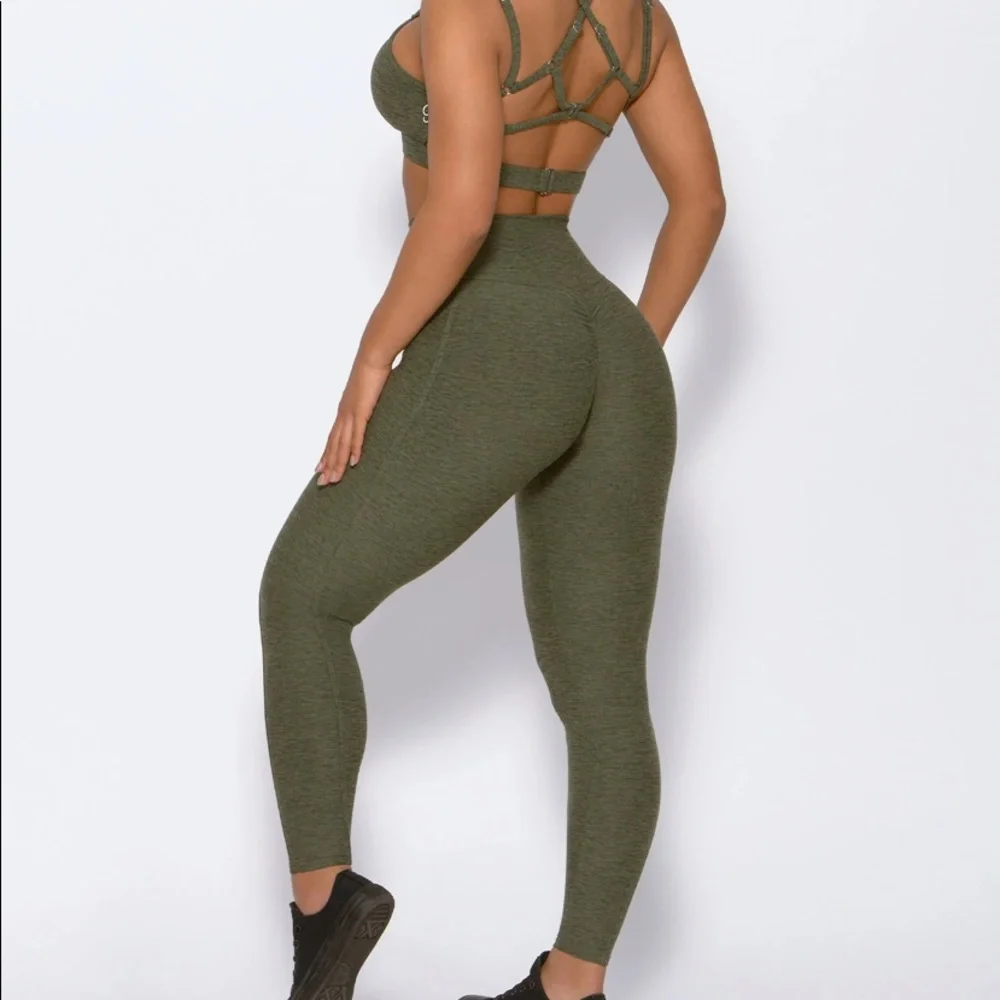 Bombshell leggings - Picture 2 of 4